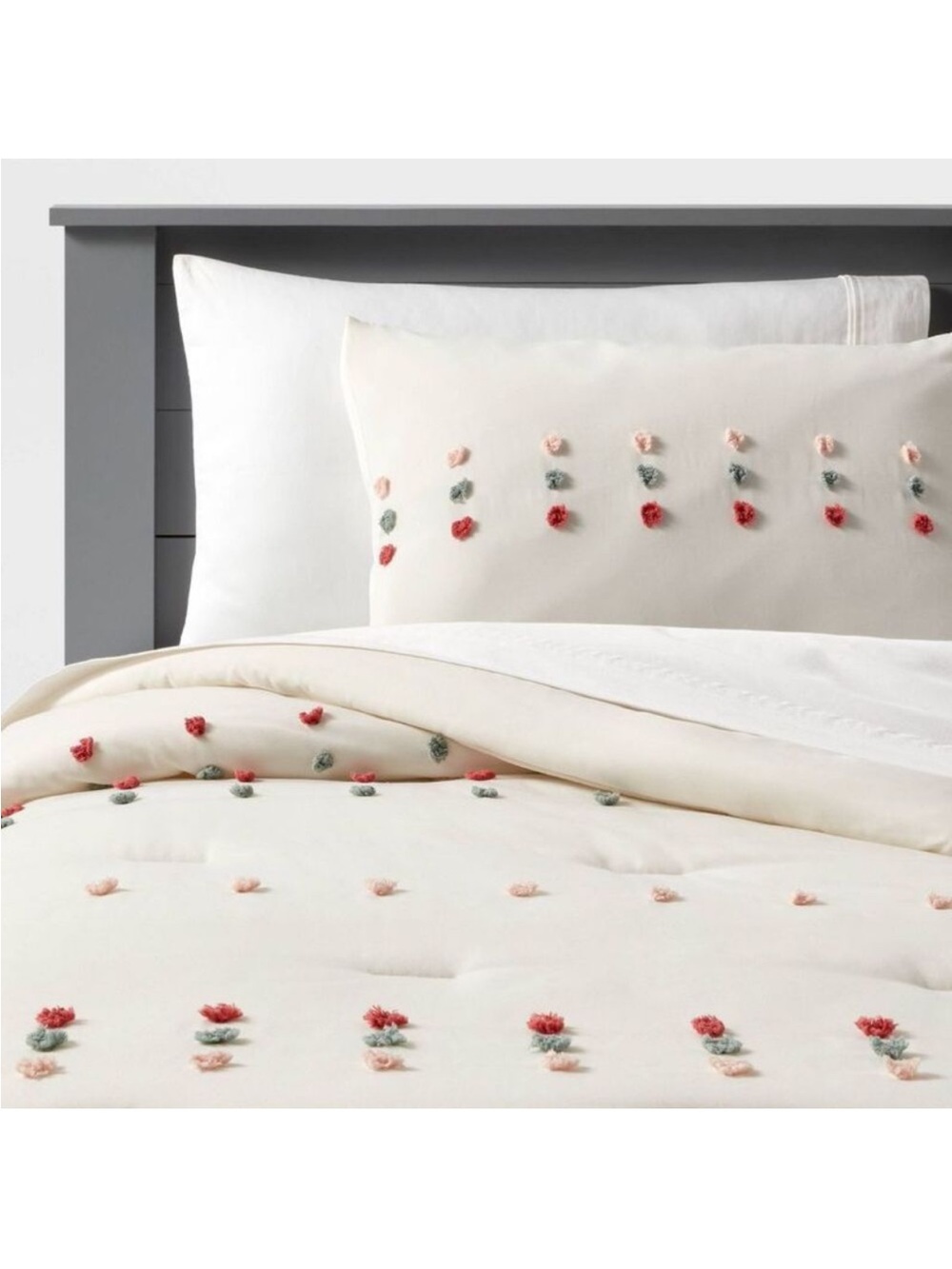 Pillowfort TWIN SIZE Pom Comforter Set W/ Pillow Sham Polka Dot Cream BRAND NEW